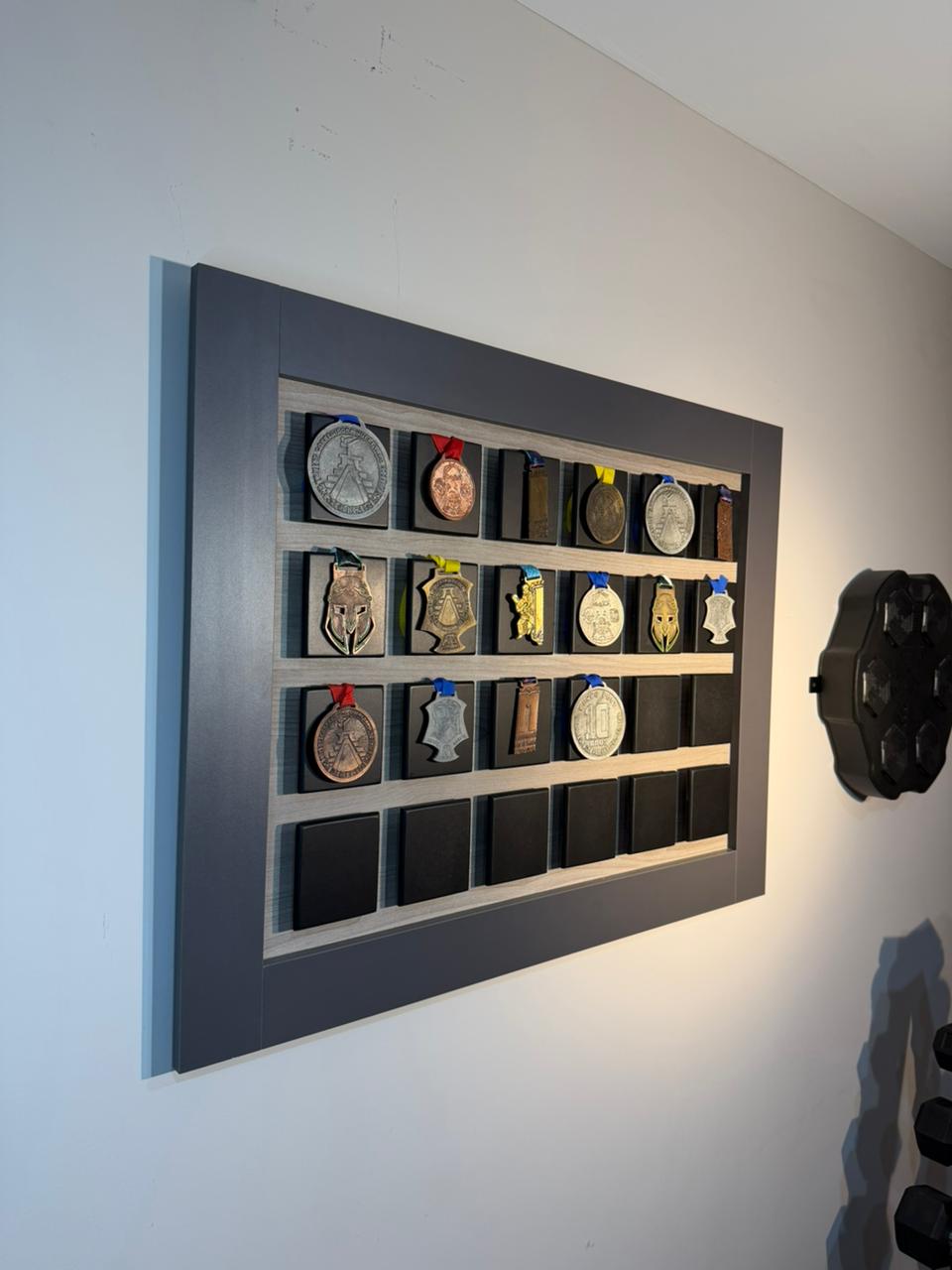 Medallero de Exhbición de 24 bases